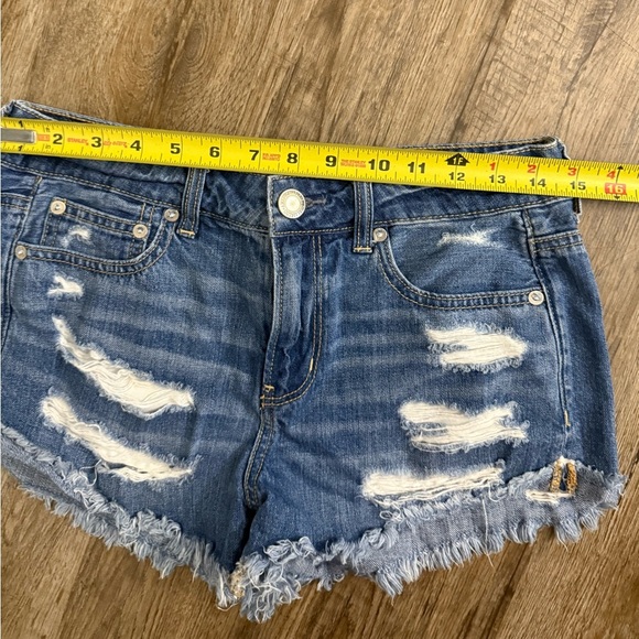 American Eagle • Distressed Shortie Shorts - Picture 6 of 7
